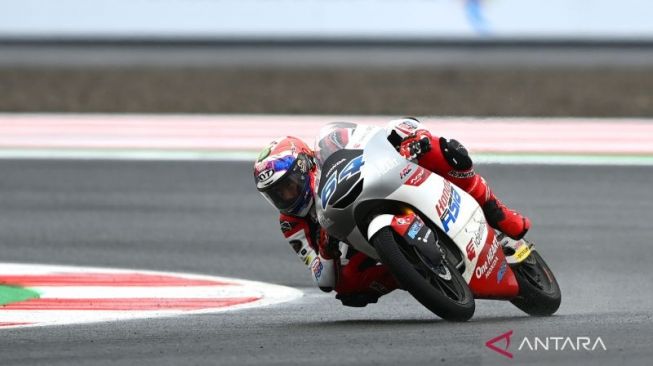 Mario Aji Start dari Posisi Ketiga pada Balapan Moto3 di Mandalika