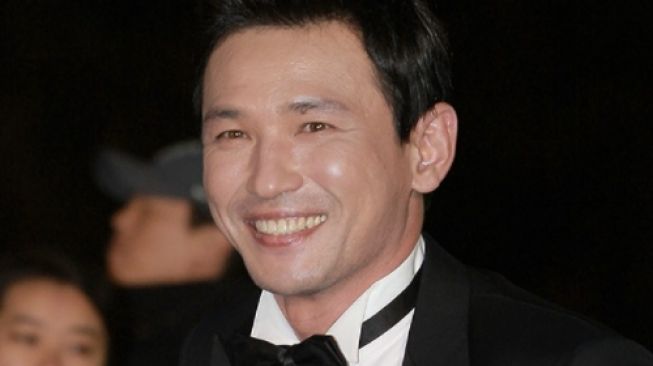 Artis Korea Selatan Menikah dengan Fans. (imdb)