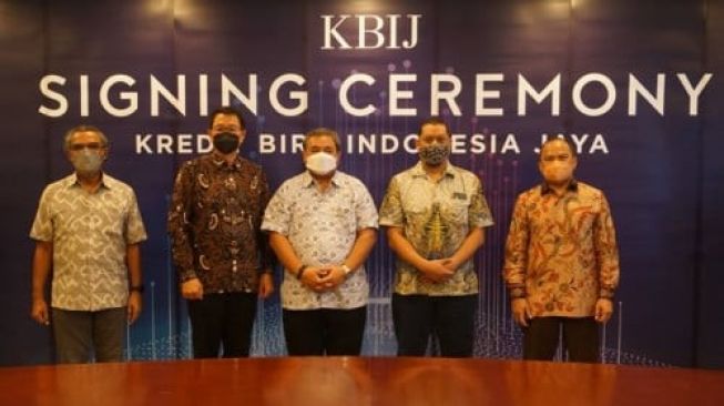 Dukung Digitalisasi Lembaga Jasa Keuangan, KBIJ Tanda Tangani Kerja Sama