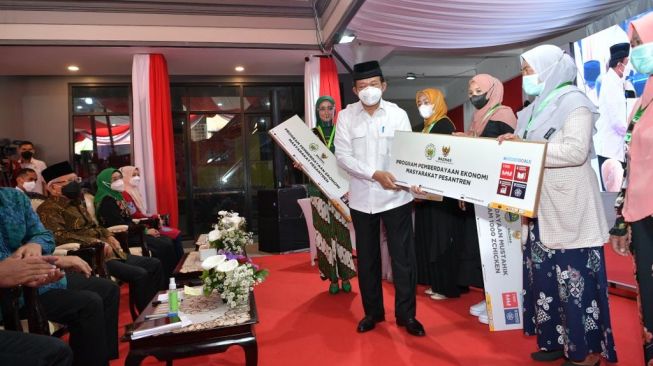 Baznas Luncurkan Program 1.000 ZChicken di Jawa Barat