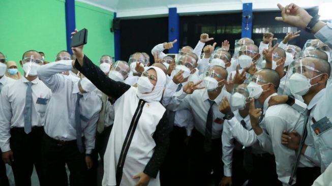 Siapkan Tenaga Kerja Kompeten, Kemnaker Berangkatkan 74 Peserta Magang ke Jepang