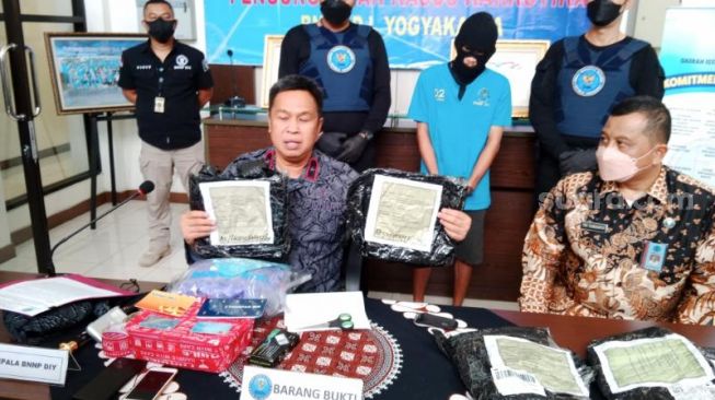 Berkedok Terima Pakaian Thrifting, Mahasiswa Jogja Asal Aceh Kedapatan Jual Ganja