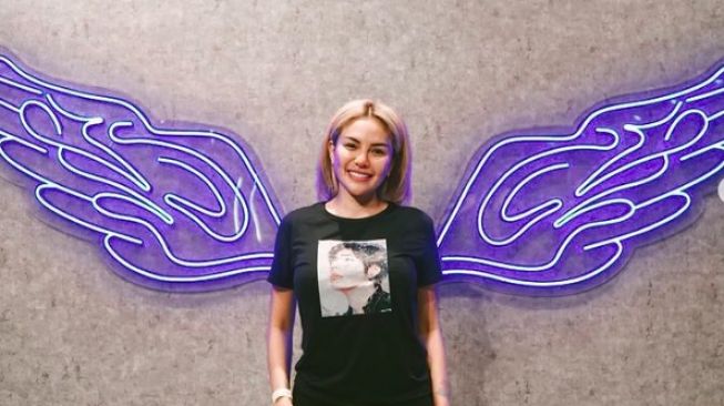 Nikita Mirzani Ngakak, Kepala Deddy Corbuzier Tak Muat Masuk Mesin MRI