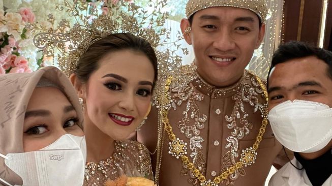 Potret Kedekatan Putra Siregar dengan Artis Indonesia (Instagram/@putrasiregarr17)