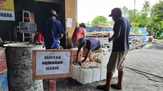 Pasokan Tidak Lancar, Gunungkidul Alami Kelangkaan Minyak Goreng Curah