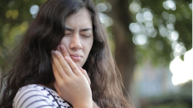 5 Cara Meredakan Sakit Gigi