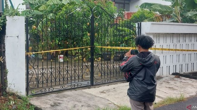 Satu Keluarga Tewas Tersetrum Shower Pemanas Air, Bermula dari Ibu Mandikan Anak Bayinya