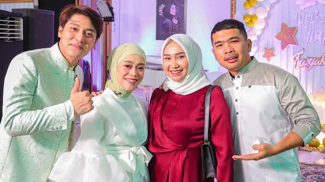 Potret Kedekatan Putra Siregar dengan Artis Indonesia (Instagram/@putrasiregarr17)