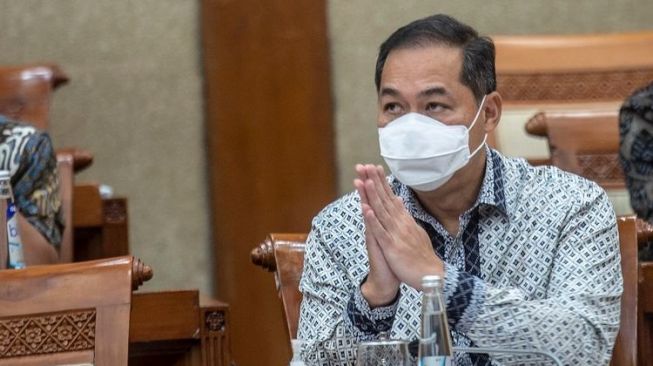 Jokowi Didesak Evaluasi Kinerja Mendag Lutfi hingga Usut Tuntas Kasus Kartel Minyak Goreng