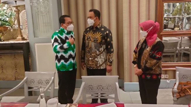 Temui Gubernur DKI Anies Baswedan, Wali Kota Metro Wahdi Siradjudin Pasarkan Potensi UMKM