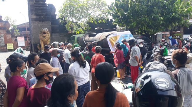 Pasar Murah Minyak Goreng Curah Rp 14 Ribuan di Pasar Pemedilan Digeruduk Warga Denpasar