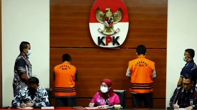 Jadi Tahanan KPK, Mantan Bupati Tabanan Eka Wiryastuti Kini Menghuni Sel Polda Bali