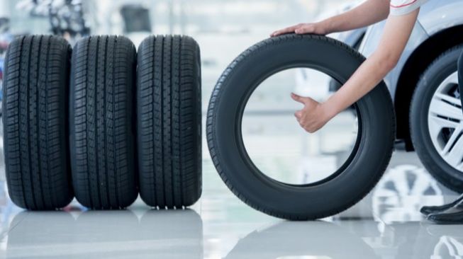 Ukuran Ban dan Spesifikasi Lengkap New Venturer