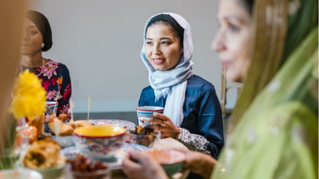 6 Tips Puasa untuk Penderita Asam Lambung agar Ibadah Lancar di Bulan Ramadhan
