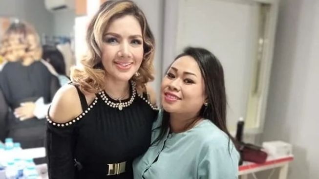 Tante Lala bersama Barbie Kumalasari [Instagram]