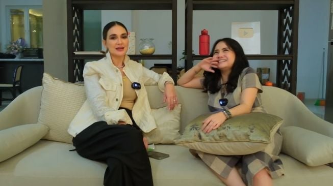 Potret Mawar AFI di Podcast dan Acara TV (YouTube/Luna Maya)