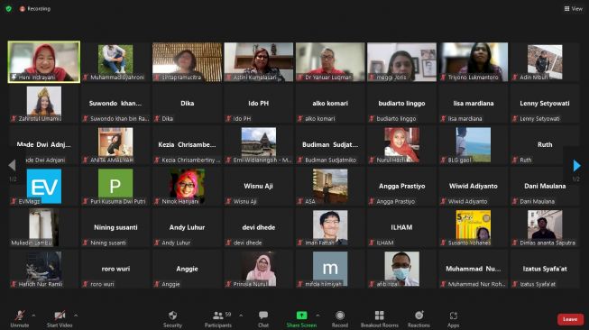 Webinar Membangun Ekonomi Digital di Era Metaverse yang diselenggarakan Ikatan Alumni Magister Ilmu Komunikasi Universitas Diponegoro (Ika Mikom Undip) Sabtu (26/3/2022). [Dok Panitia]
