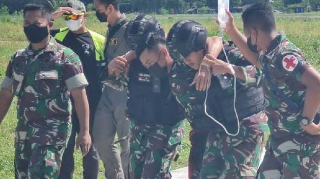 Enam Anggota Marinir Korban Penembakan OPM Dievakuasi ke RSUD Timika