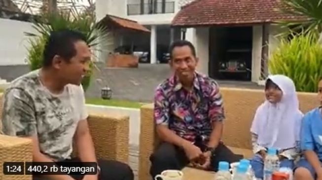 Undang Pak Ribut dan April, Bupati Lumajang: Guru dan Murid adalah Keluarga