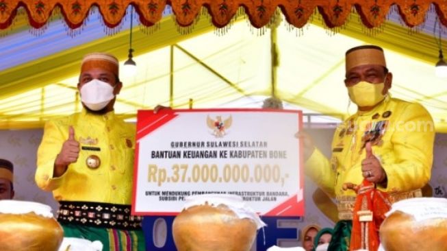 Rp37 Miliar Bantuan Keuangan Pemprov Sulsel Untuk Bandara Arung Palakka dan Bypass Sumpallabbu