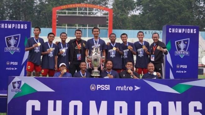 Ciamik! Bungkam PSJS 3 Gol Tanpa Balas, Bhayangkara FC U-17 Juara Piala Soeratin U-17