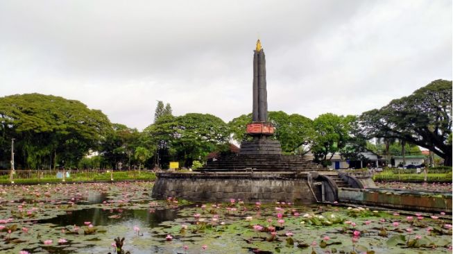 3 Spot Menarik Alun-alun Tugu Kota Malang, Cocok Dijadikan Objek Berfoto Ria