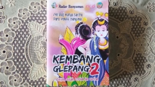 Nasib Guru Honorer yang Memprihatinkan dalam Buku Kembang Glepang 2