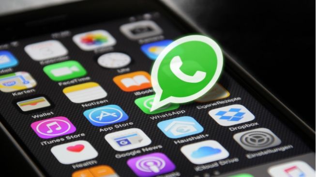 Cara Menambahkan Nomor Internasional di WhatsApp