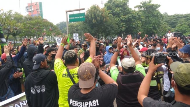 Gelar Aksi Demo, Suporter Bekasi Tuntut Tiga Hal kepada Askot PSSI Singgung Soal Rahmat Effendi