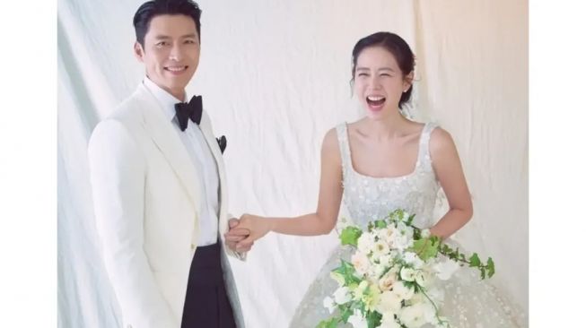 Resmi Menikah Hari Ini, Foto Hyun Bin dan Son Ye Jin Heboh di Medsos: Bukan Editan