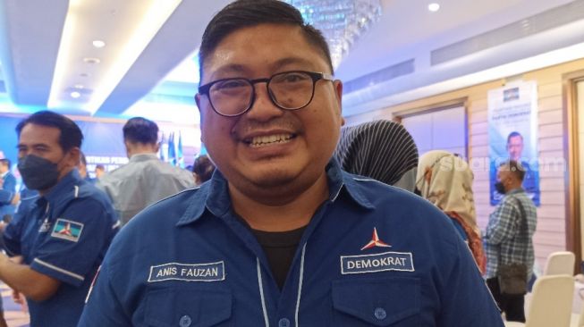 Andi Arief Dipanggil KPK, Demokrat Klaim Tetap Solid