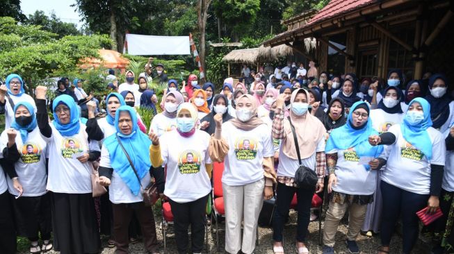 Ini Alasan Emak-emak yang Tergabung di Kelompok Tani Dorong Sandiaga Uno Maju di Pilpres 2024