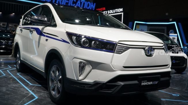 The Best 5 Oto: Produksi Toyota Kijang Innova EV Concept dan bZ3, Welcome Back Citroen, Suara Khas Chevy Corvette EV