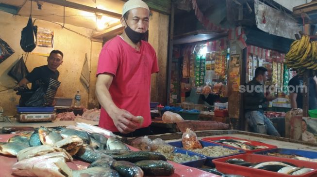 Jelang Ramadhan, Harga Sejumlah Ikan di Kota Cimahi Merangkak Naik, Pedagang Duga Ini yang Jadi Penyebabnya