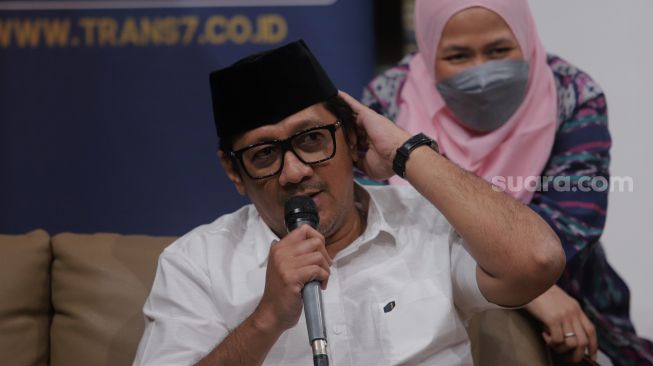 Tak Takut Rugi, Andre Taulany Belikan 5 Rumah Buat Karyawan