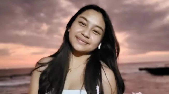 Katta dumbali porno yulduzlar