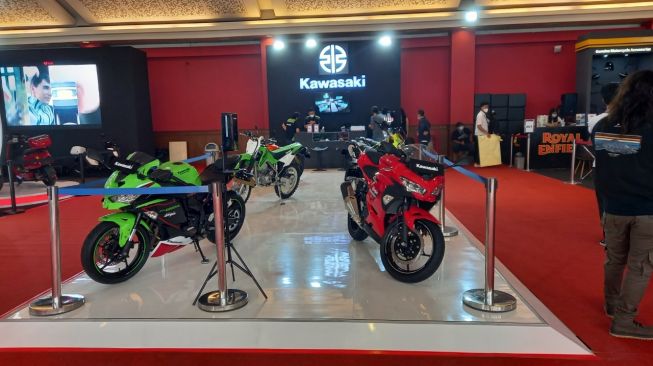 Hadir di IIMS 2022, Kawasaki Usung Tema Elegan Sporty