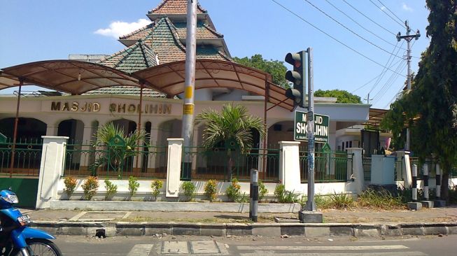 Masjid Sholihin Solo. [Wikimapia.org]