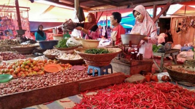 Naiknya Harga Bahan Pokok Picu Inflasi Sumbar Jelang Ramadan