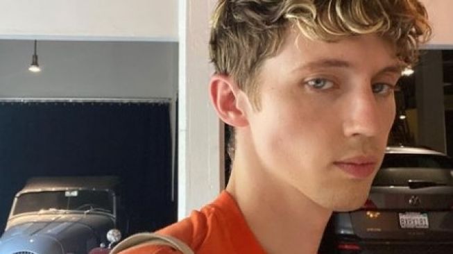 Troye Sivan [Instagram/@troyesivan]