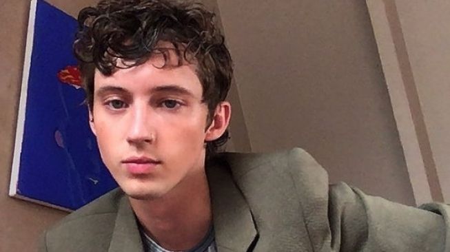 Troye Sivan [Instagram/@troyesivan]