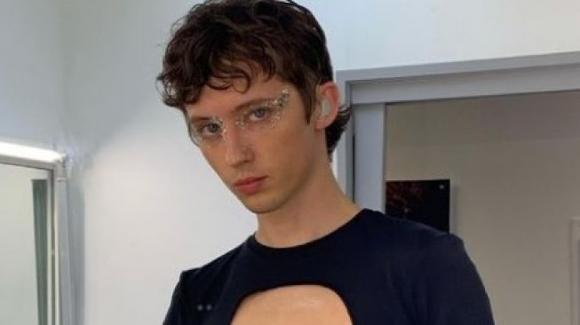 Troye Sivan [Instagram/@troyesivan]