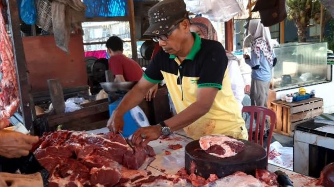 Menjelang Ramadhan, Pemotongan Sapi di Padang Meningkat hingga 35 Ekor Setiap Hari