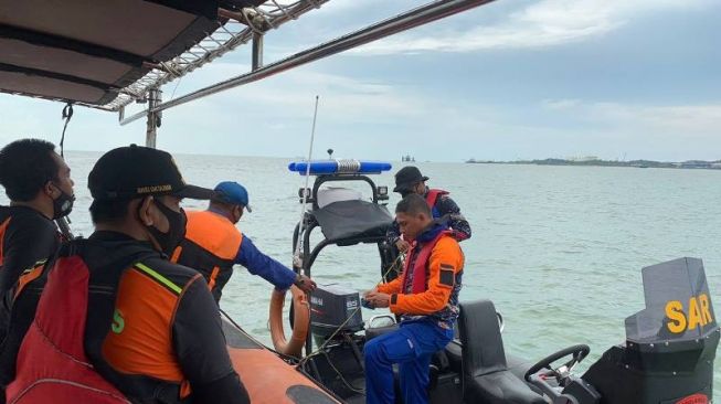 Nelayan Karimun yang Kapalnya Hanyut Sampai ke Meranti Belum Ditemukan, Pencarian Sudah 3 Hari