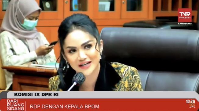 Cegah Jajanan Anak Tak Berizin dan Berbahaya, Krisdayanti Usul BPOM Anggarkan Kegiatan Sidak ke Sekolah