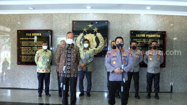 Bentuk Satgas Gabungan, Kapolri Klaim Pelototi 24 Jam Nonstop Produksi hingga Distribusi Minyak Goreng Curah