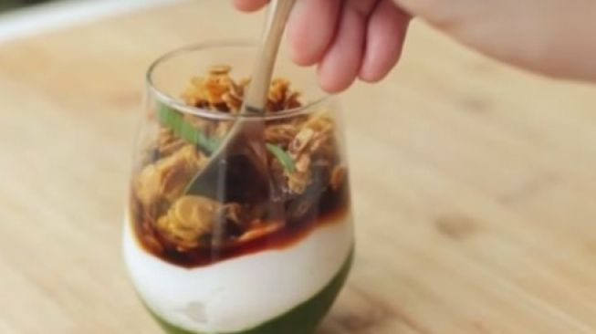 Resep Mudah Membuat Takjil Bubur Sumsum Ala Chef Devina Hermawan