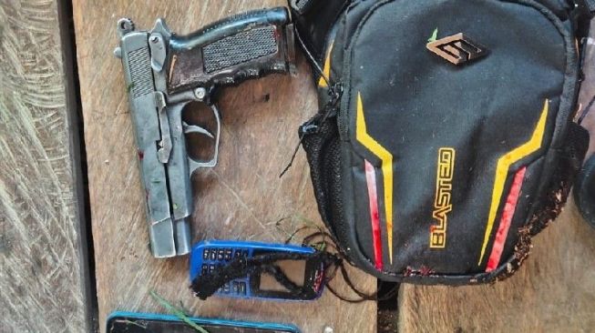 Polisi Tembak Mati KBB Papua Ali Teu Kogoya, Ini Barang Buktinya