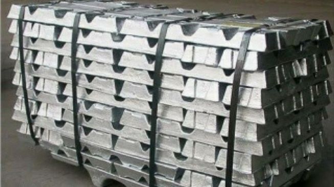 Harga Timah LME dan SHFE Beda Makin Jauh