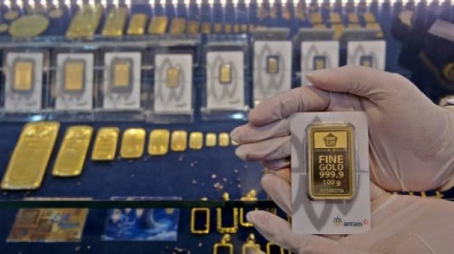 Rincian Harga Emas Pegadaian Hari Ini: Emas Antam Anjlok, Emas UBS Melonjak